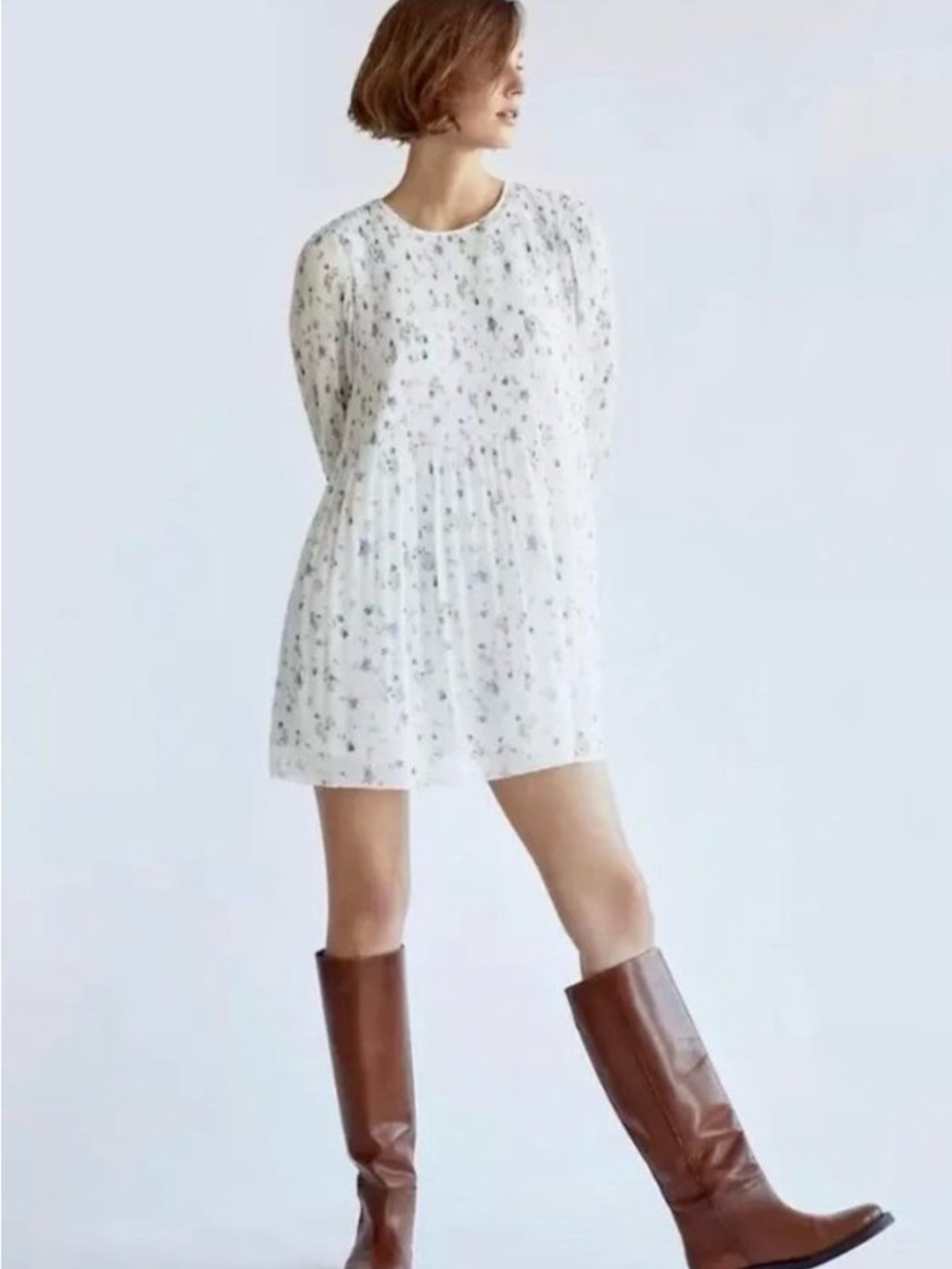 Wilfred Daydreamer dress size 6 mini, long sleeve